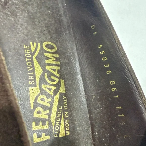 SALVATORE FERRAGAMO Brown Suede Pumps Sz 11.5C Tortoise Heel - Picture 9 of 10